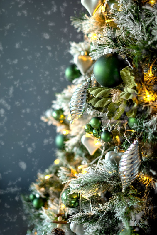 decorazioni natalizie tonalit verde oro argento luci