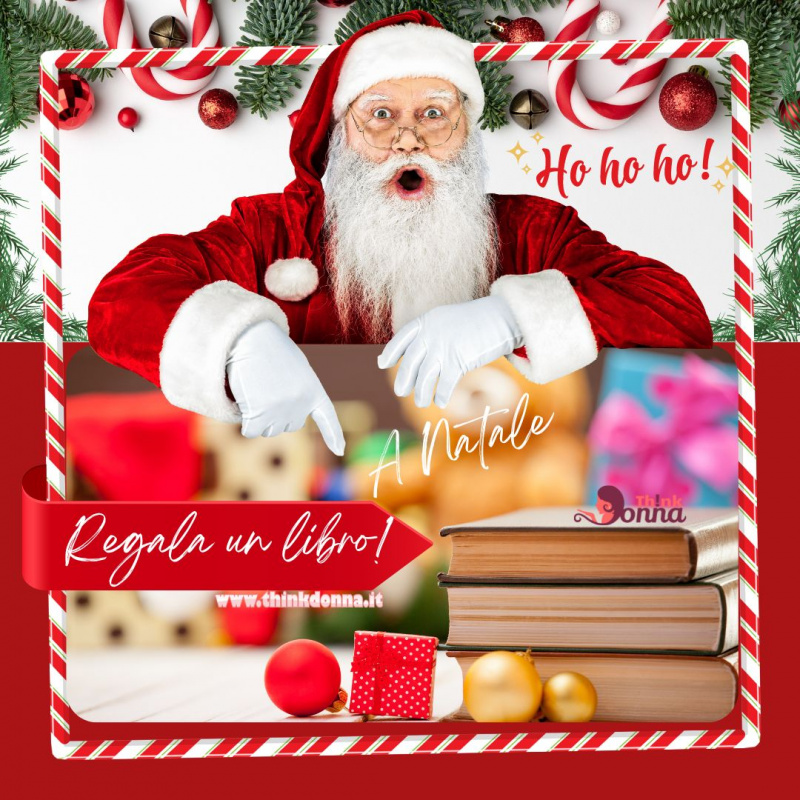 a Natale regala un libro regali doni decorazioni natalizie Babbo Natale vestito rosso bianco pila di libri rami abete verde