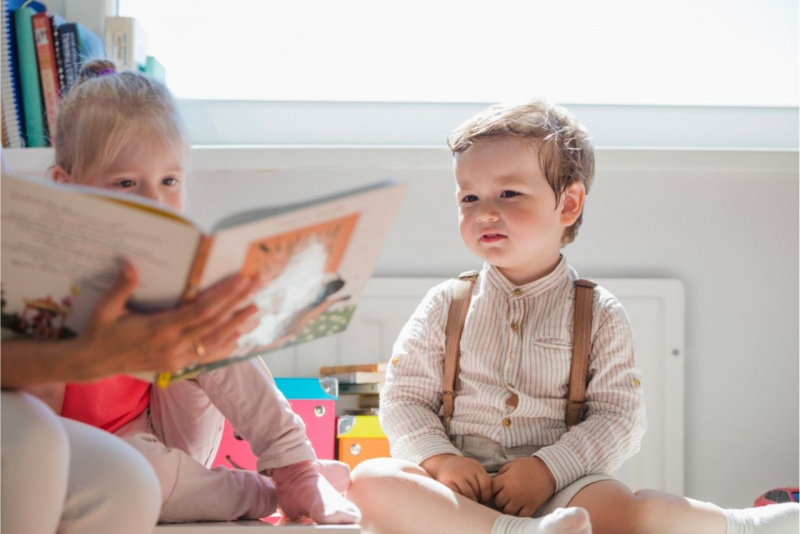 libri personalizzati ora di lettura bambina bambino libro