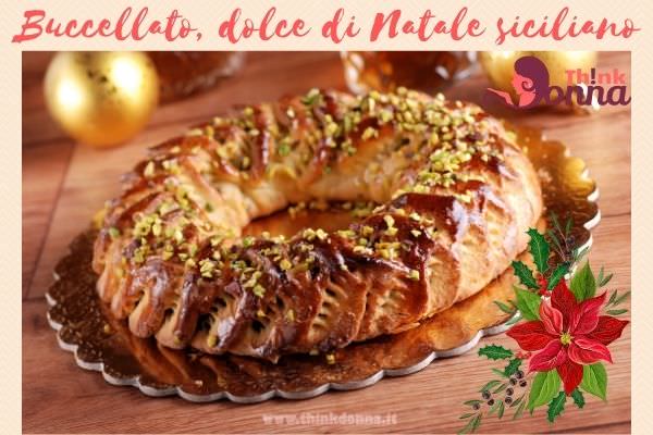 buccellato dolce di Natale siciliano sfere oro dorate tavola feste