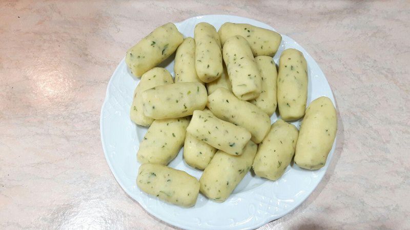 piatto con crocch di patate palermitane cazzilli