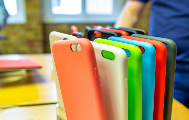 cover cellulari copertine colorate per smartphone