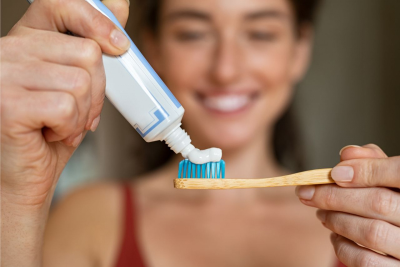 spazzolino dentifricio igiene orale