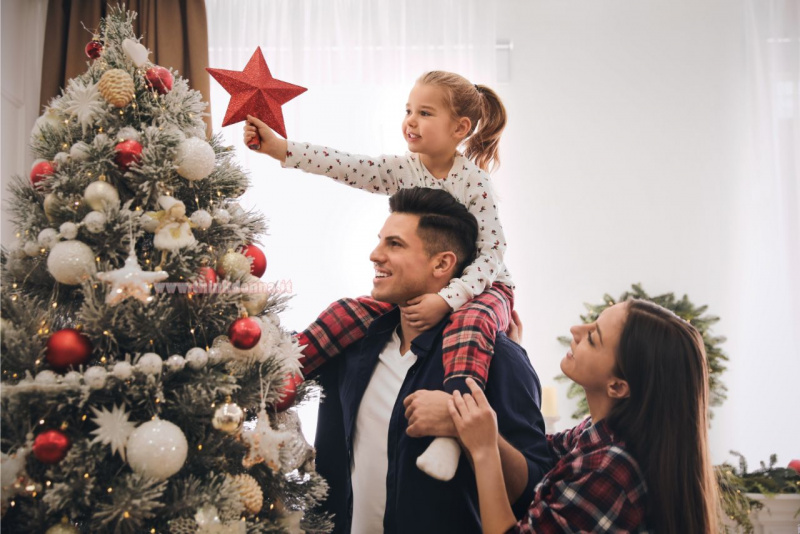 puntale a forma di stella rossa decorazioni natalizie palline bianco glitter luci led albero di Natale famiglia sorrisi