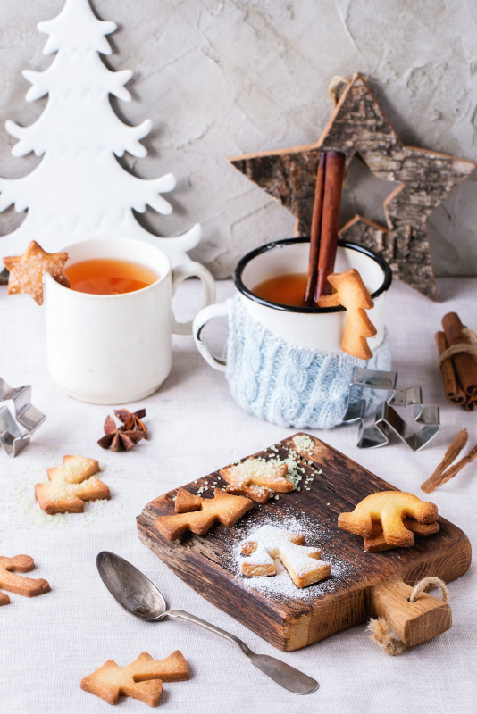 biscotti natalizi frollini da tazza incavo per bordo tazzina tagliere zucchero a velo