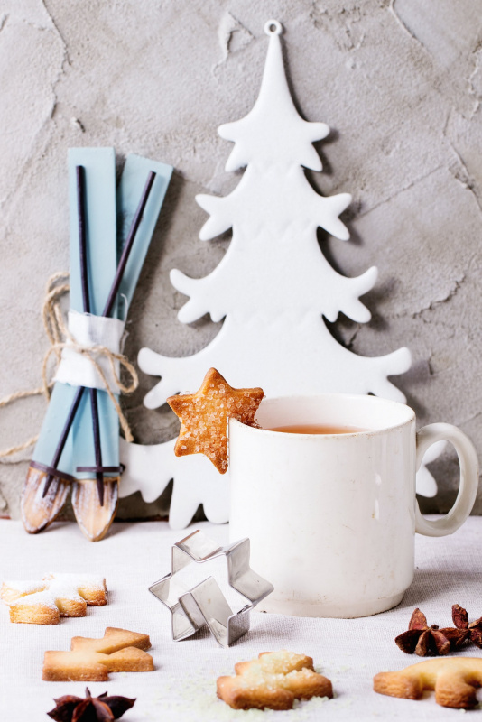 tazza da tè bianca frolllini formine stella frollino per bordo tazzina tema Natale