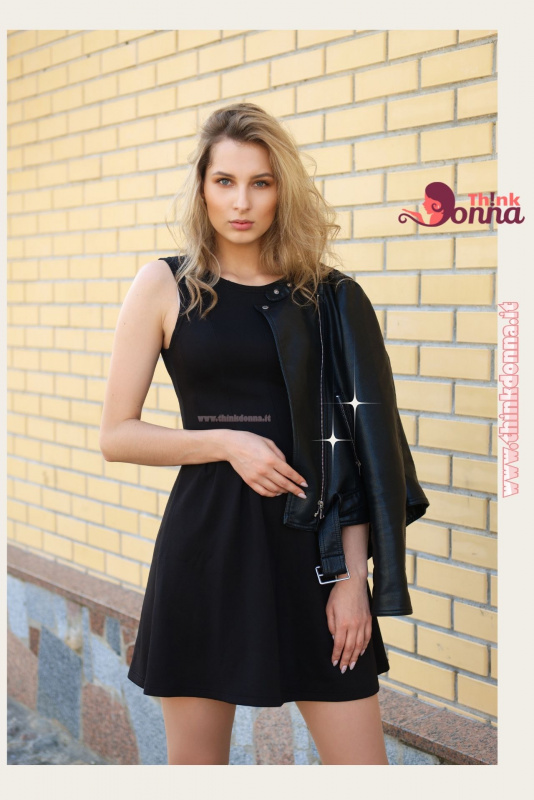 bella donna mini abito black dress giubbotto biker nero