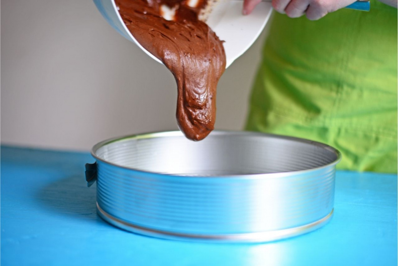 composto torta al cioccolato stampo con cerniera grembiule