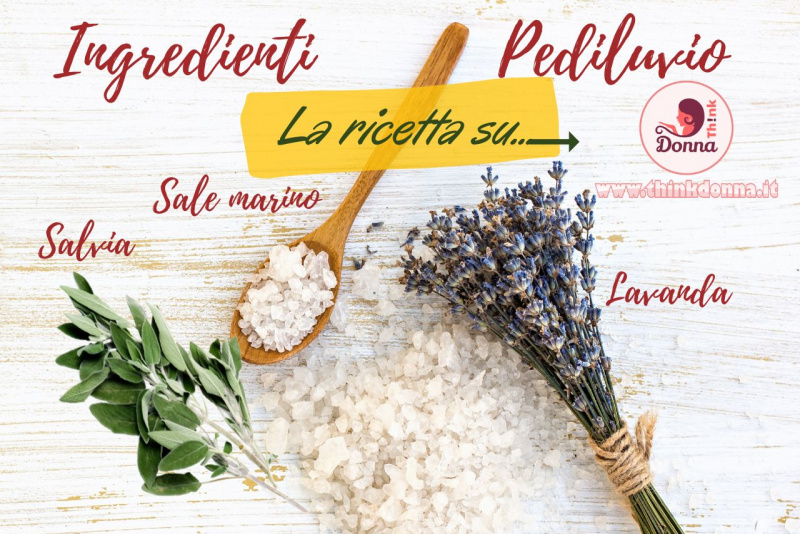 fiori di lavanda foglie di salvia sale marino su tavola legno