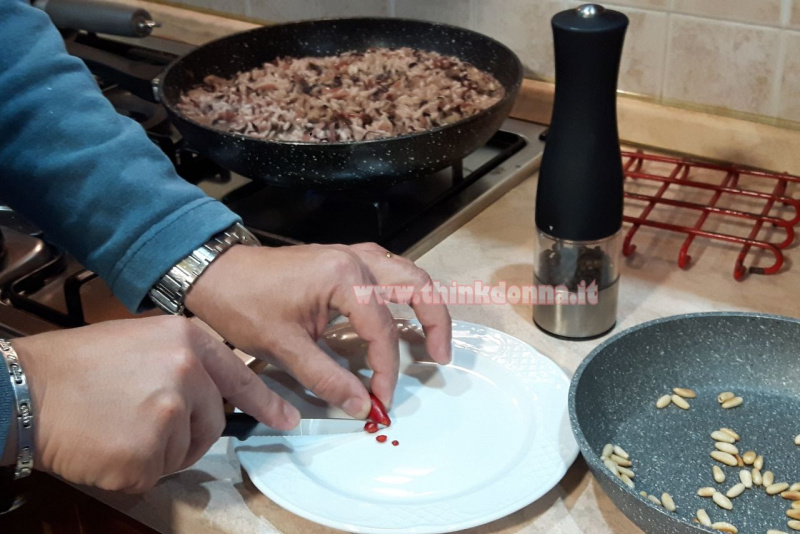 cottura risotto radicchio speck sior Nino peperoncino piccante tagliato a rondelle