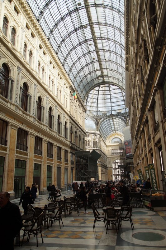 Galleria Umberto I Napoli Come fare le Graffe di Carnevale | Ricetta originale napoletana