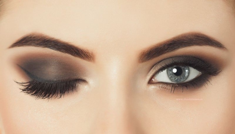 occhi grigio trucco smokey makeup