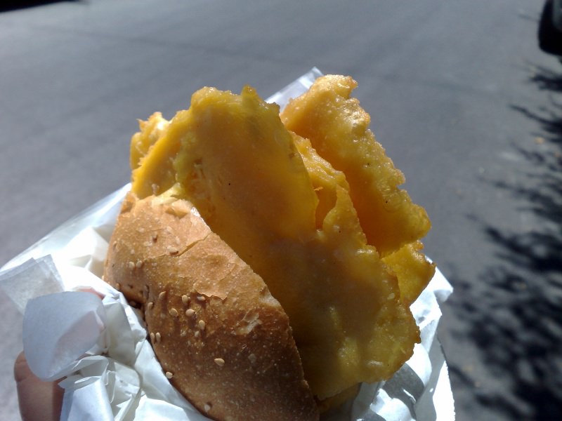 pane e panelle street food siciliano Palermo