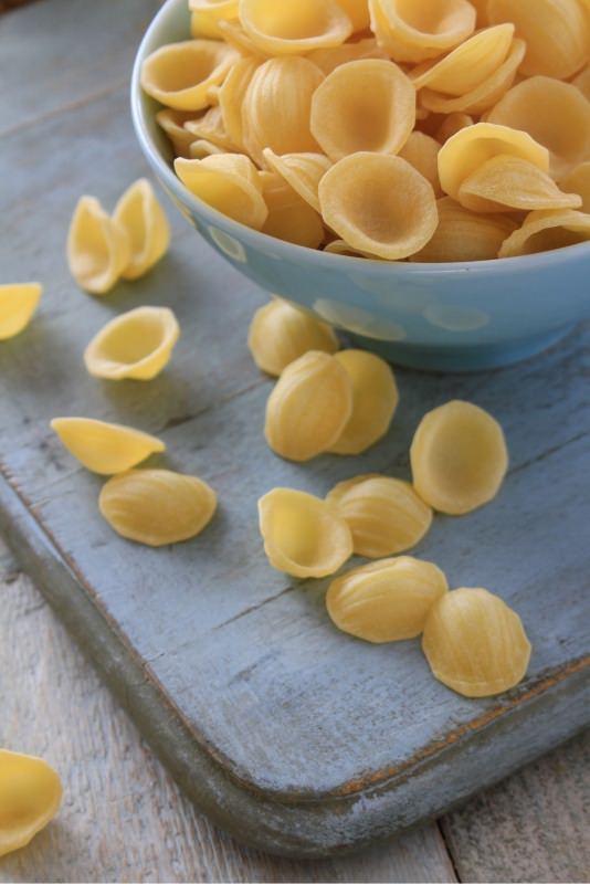 pasta italiana tipo orecchiette