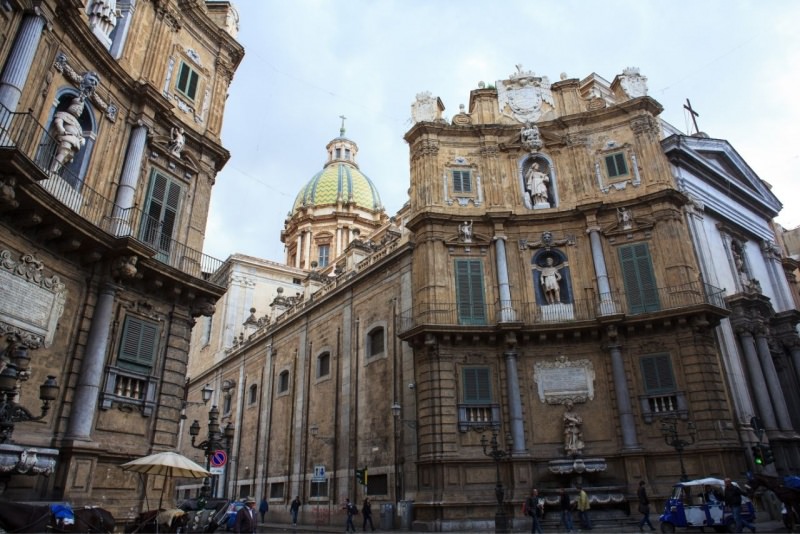 piazza Vigliena Quattro Canti Palermo