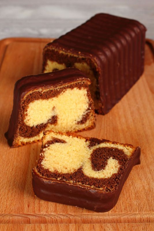 tagliere plumcake cioccolato vaniglia variegato sponge cake ganache tagliere fette