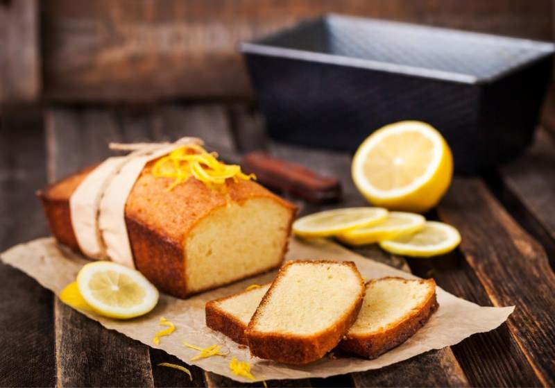 plumcake yogurt limone soffice stampo pound cake fette tagliere