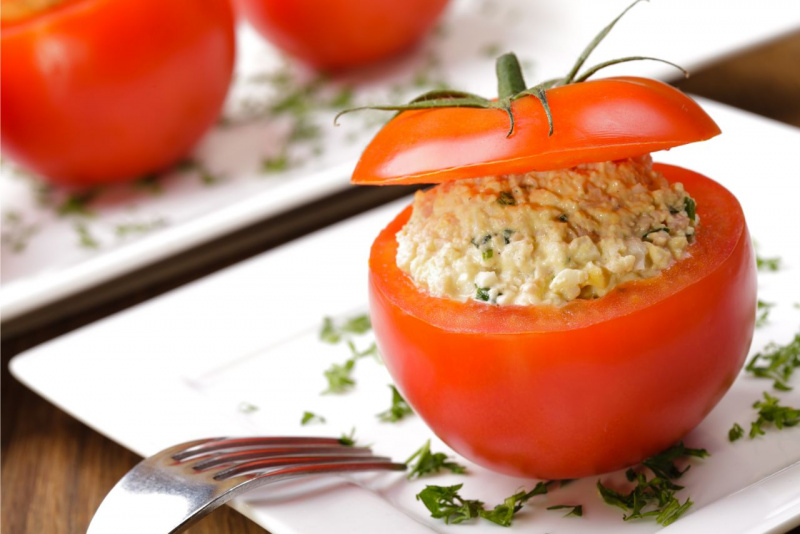 antipasto pronto piatto pomodoro ripieno