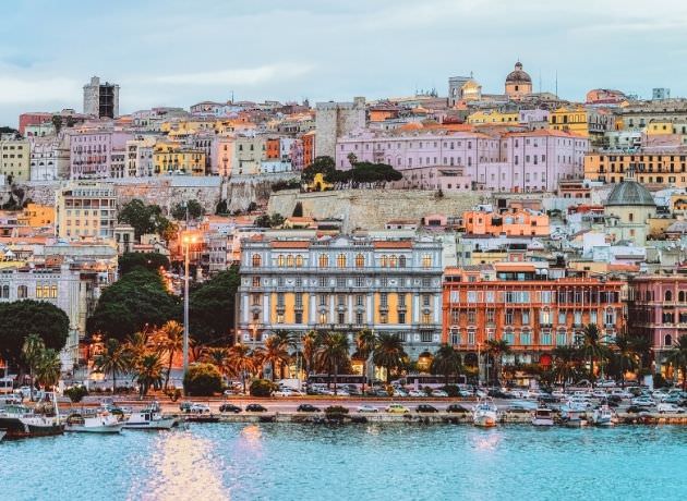 Porto Cagliari mare Sardegna 