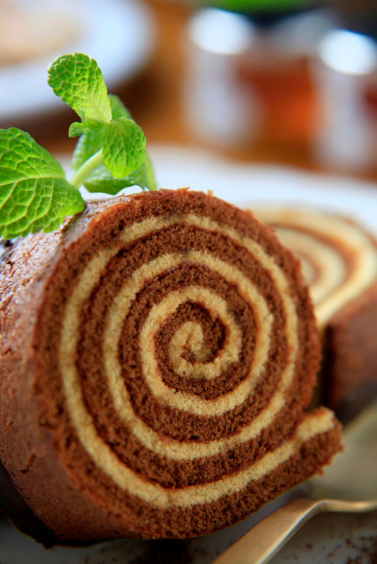 morbida merenda dolce dessert rotolo pan di spagna vaniglia cacao bigusto