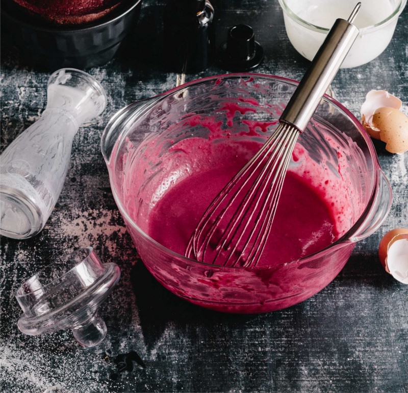 red velvet cake torta velluto rosso preparazione ingredienti 