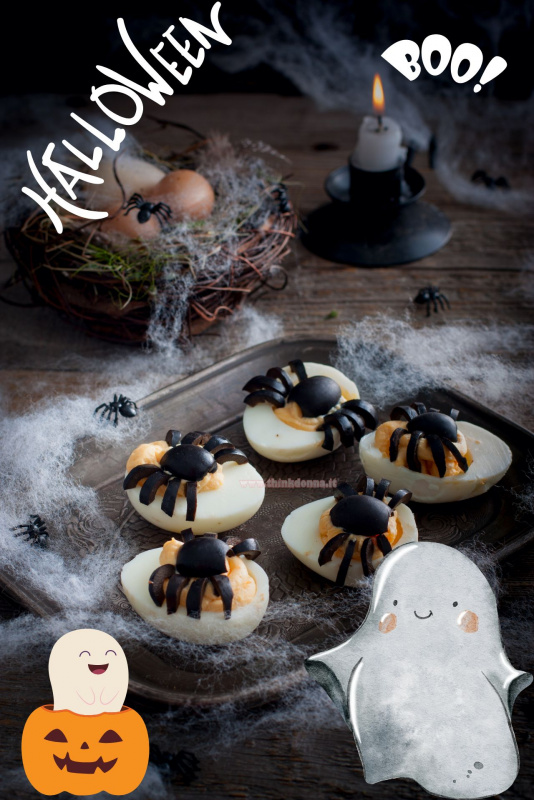 scritta halloween boo spooky spider eggs cesta vimini uova fresche antipasto 