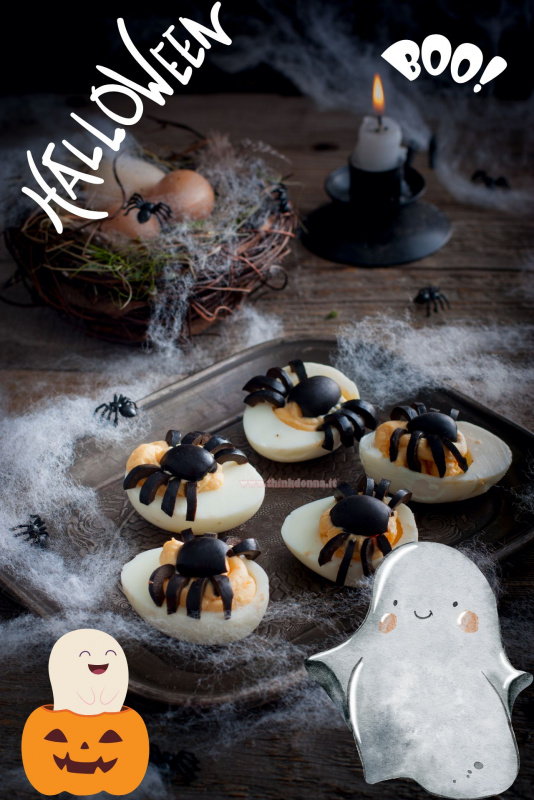 scritta halloween boo spooky spider eggs cesta vimini uova fresche antipasto 