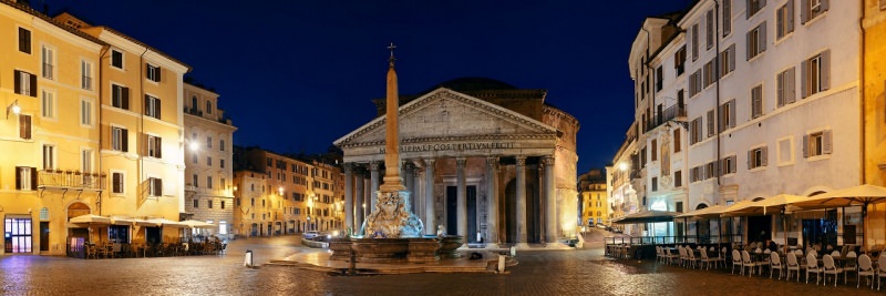 Roma Pantheon di sera