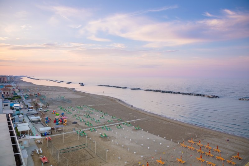 spiaggia Rimini Romanga mare lidi