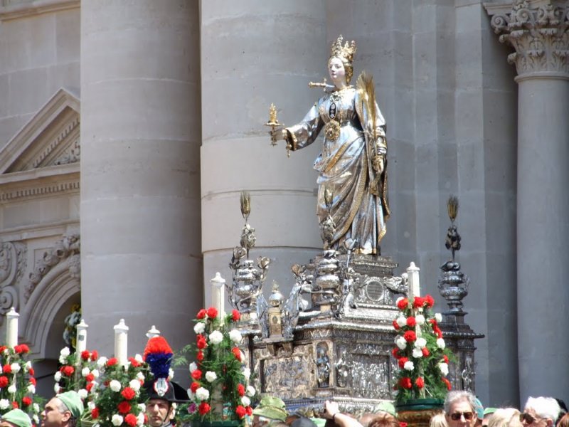 Santa Lucia Siracusa processione