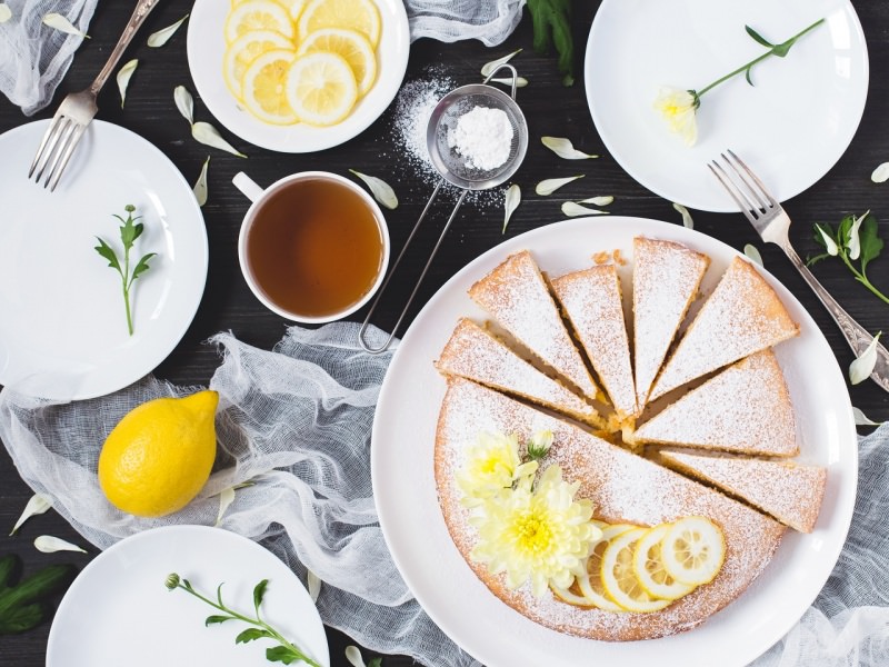 torta soffice al limone con crema tavolo t