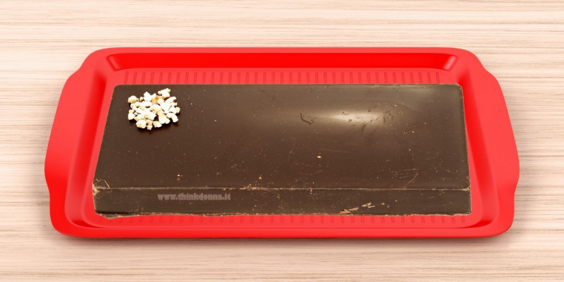 torrone di cioccolato dolce vassoio rosso